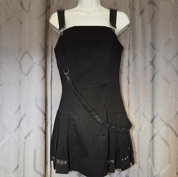 Tripp NYC The Mortal Instruments City Of Bones Black Pleated Studded Dress M - Picture 1 of 8